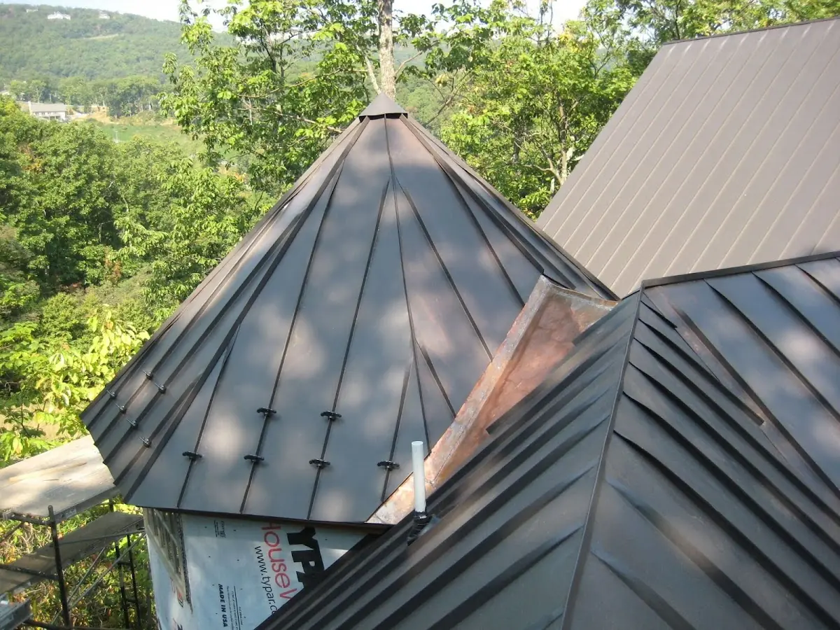 Professional Gutter Cleaning by Craftsman Roofing in Playa Vista